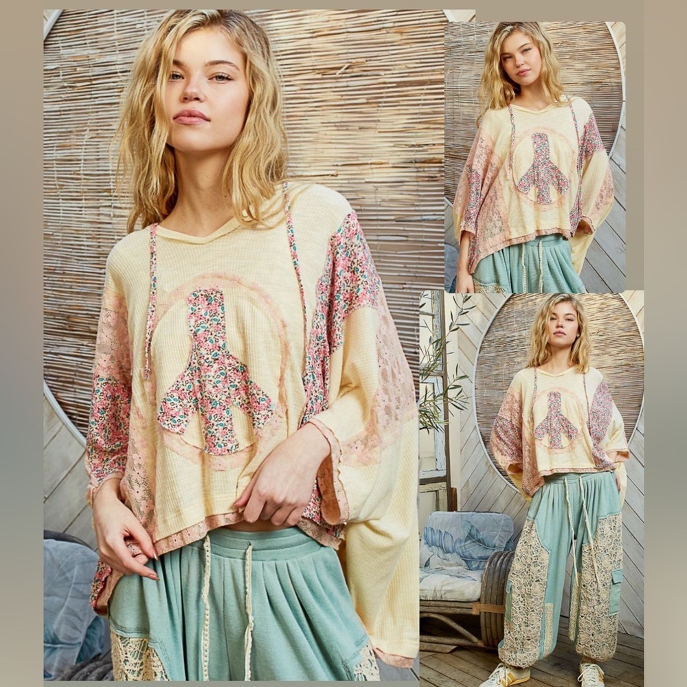 POL Cream Floral Peace Blouse